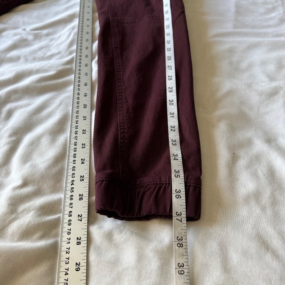 Women's Burgundy Cargo Pants - Picture 14 of 16
